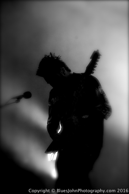 Five Finger Death Punch, Moda Center, photo by John Alcala