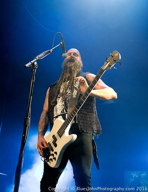Five Finger Death Punch, Moda Center, photo by John Alcala