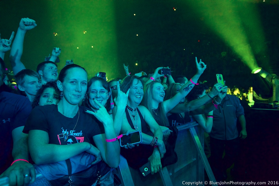 Five Finger Death Punch, Moda Center, photo by John Alcala