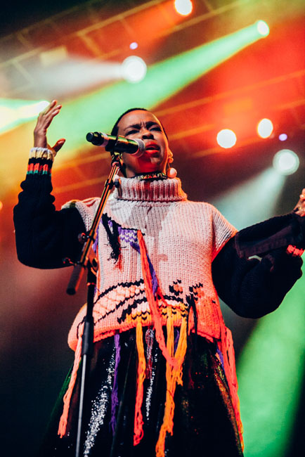 Lauryn Hill, Keller Auditorium, Portland'5 Centers for the Arts, photo by Tojo Andrianarivo