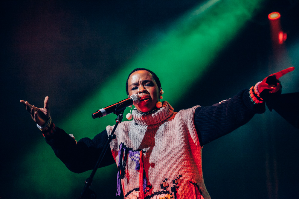 Lauryn Hill, Keller Auditorium, Portland'5 Centers for the Arts, photo by Tojo Andrianarivo