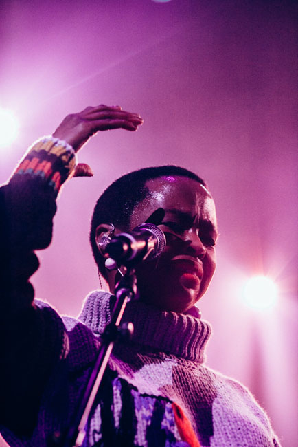 Lauryn Hill, Keller Auditorium, Portland'5 Centers for the Arts, photo by Tojo Andrianarivo
