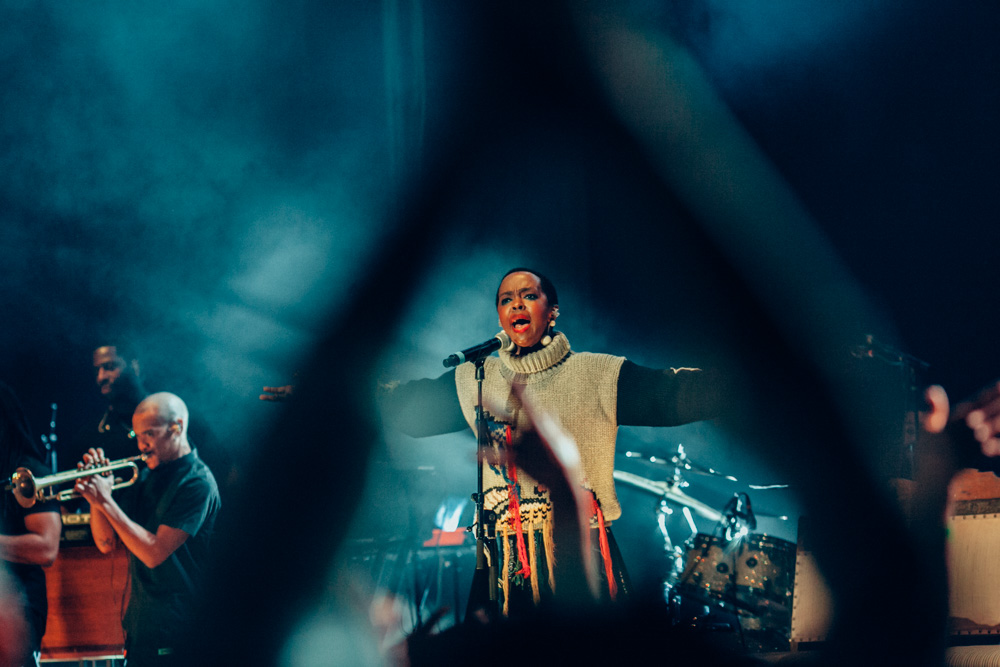 Lauryn Hill, Keller Auditorium, Portland'5 Centers for the Arts, photo by Tojo Andrianarivo