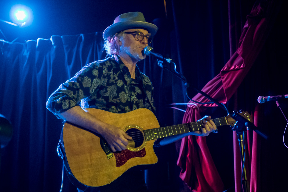 Mike Coykendall, Fluff & Gravy Records, Star Theater, photo by Miss Ellanea