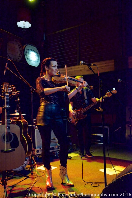 Amanda Shires, Mississippi Studios, photo by John Alcala