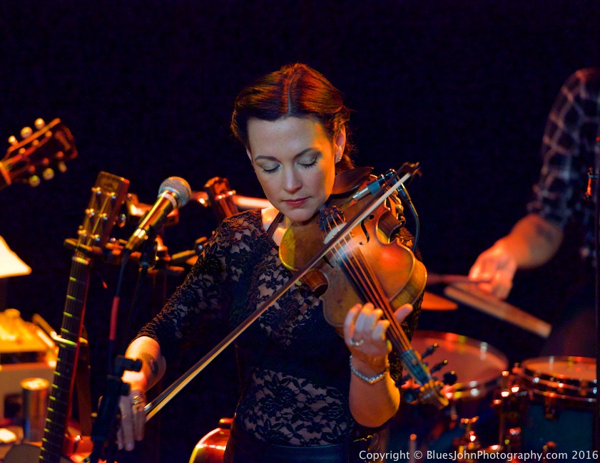Amanda Shires, Mississippi Studios, photo by John Alcala