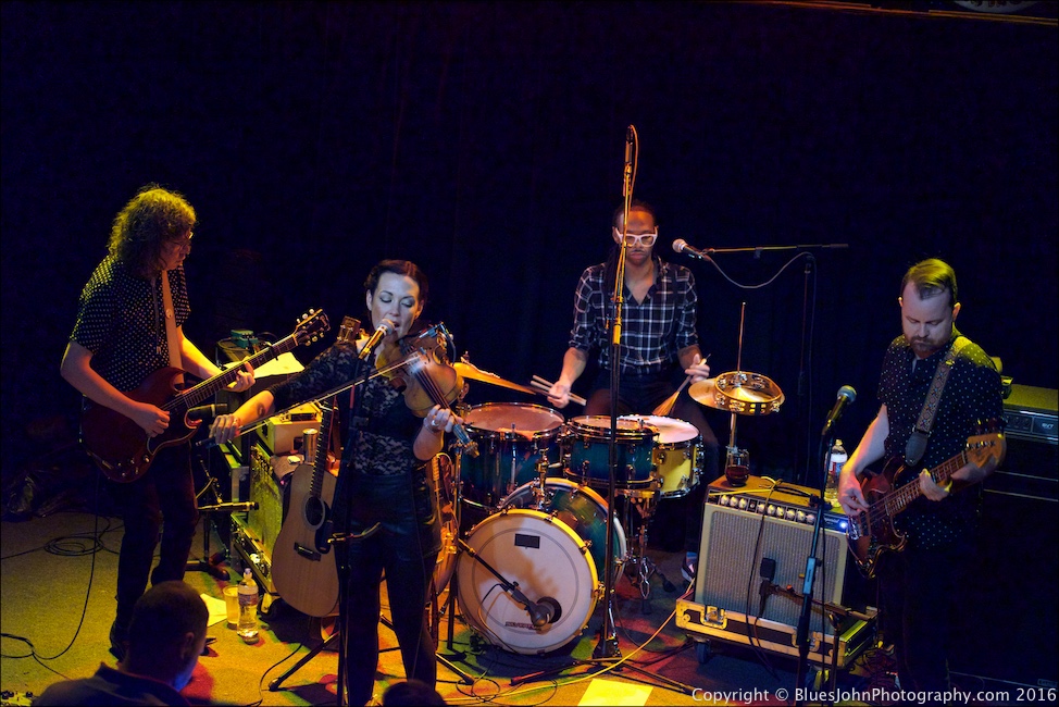 Amanda Shires, Mississippi Studios, photo by John Alcala