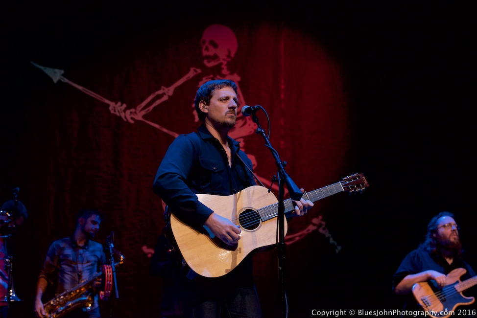 Sturgill Simpson, Keller Auditorium, photo by John Alcala