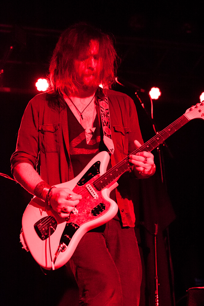 Twin Limb, Roseland Theater, photo by Blake Sourisseau