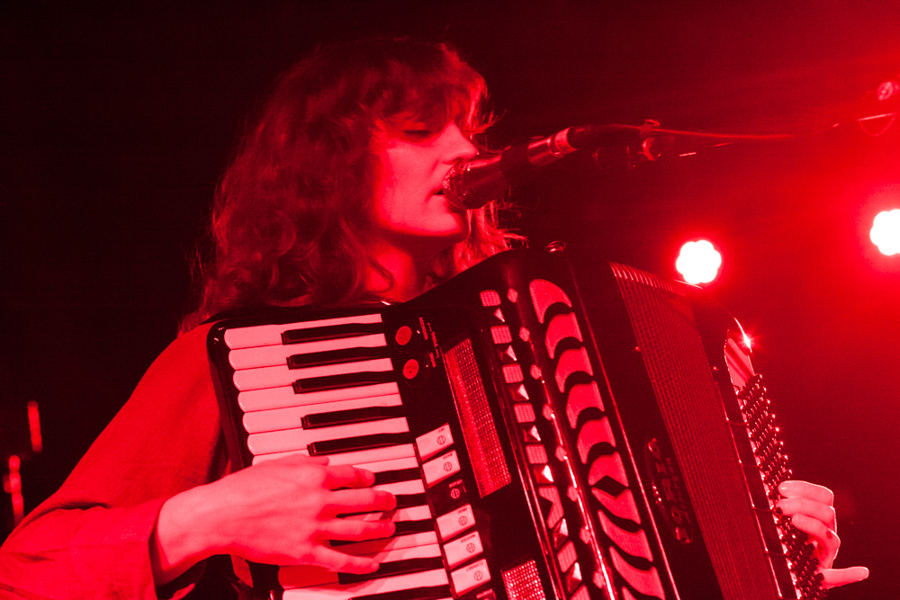 Twin Limb, Roseland Theater, photo by Blake Sourisseau