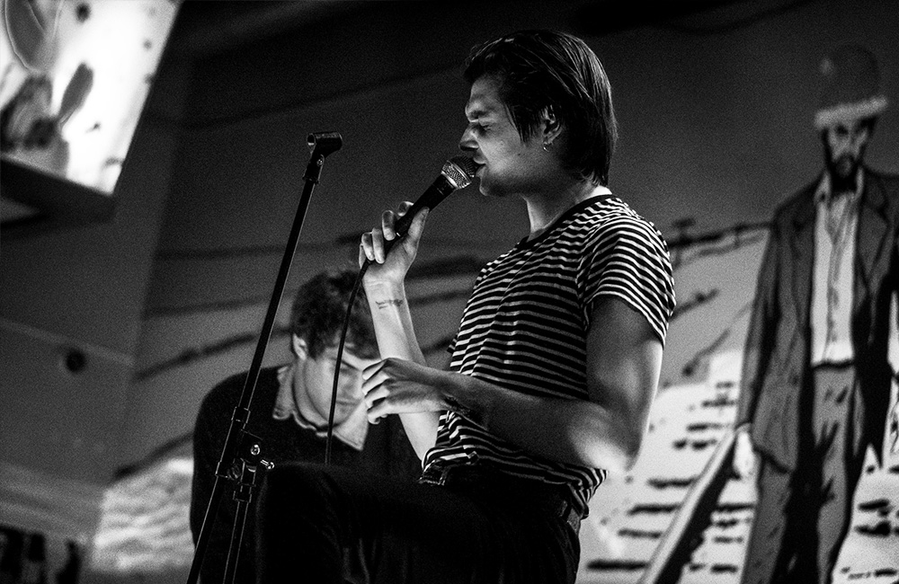 Muuy Biien, Bunk Bar, photo by Autumn Andel