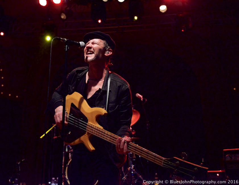 Nathaniel Rateliff, Crystal Ballroom, 94.7 FM, photo by John Alcala