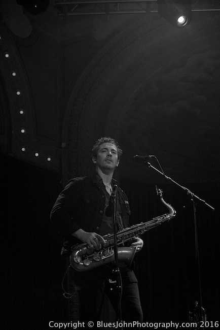 Nathaniel Rateliff, Crystal Ballroom, 94.7 FM, photo by John Alcala