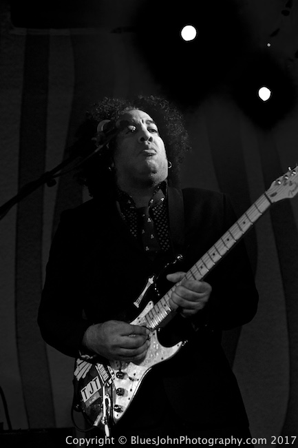 Laura Ivancie, Doug Fir Lounge, photo by John Alcala