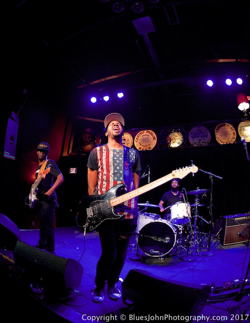 Ayron Jones and The Way, Mississippi Studios, photo by John Alcala