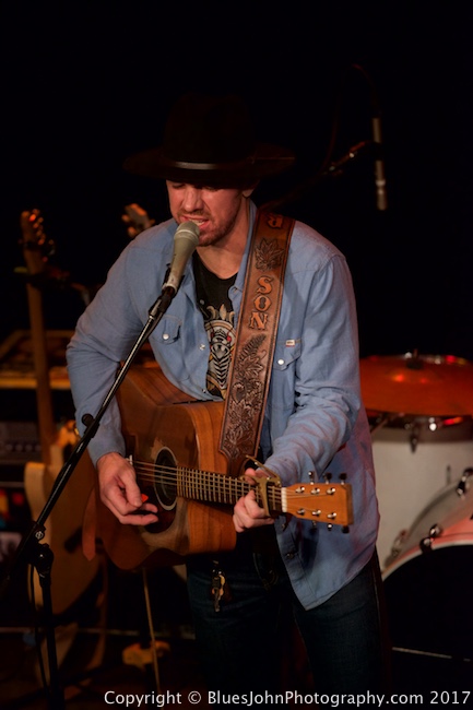 Redwood Son, Mississippi Studios, photo by John Alcala