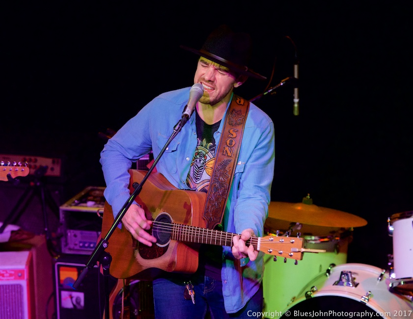 Redwood Son, Mississippi Studios, photo by John Alcala