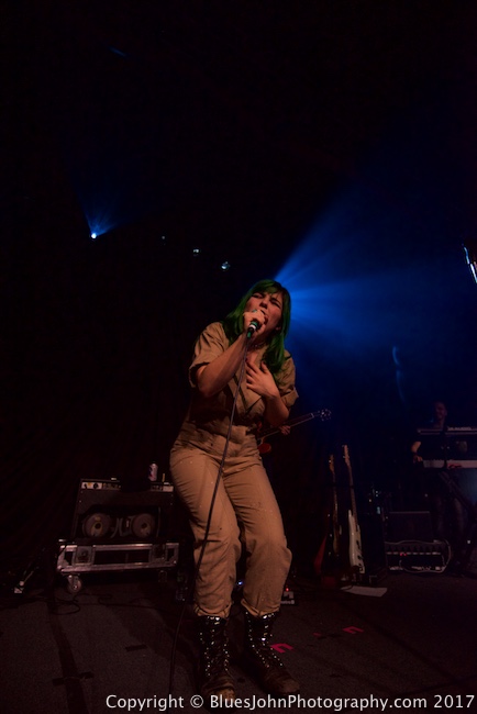 Phoebe Ryan, Roseland Theater, photo by John Alcala