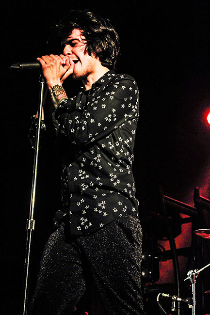 Crown The Empire, McDonald Theatre, photo by Emma Davis