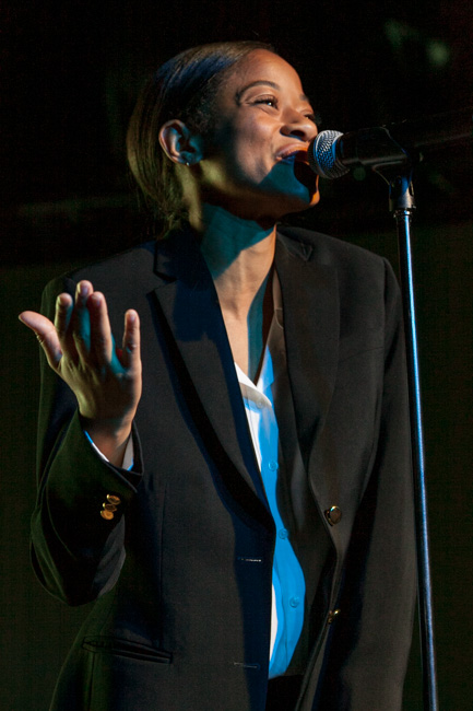 Kilo Kish, Roseland Theater, photo by Tojo Andrianarivo