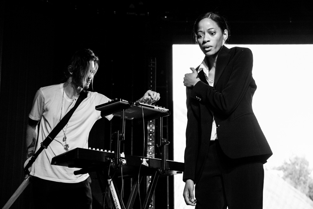 Kilo Kish, Roseland Theater, photo by Tojo Andrianarivo