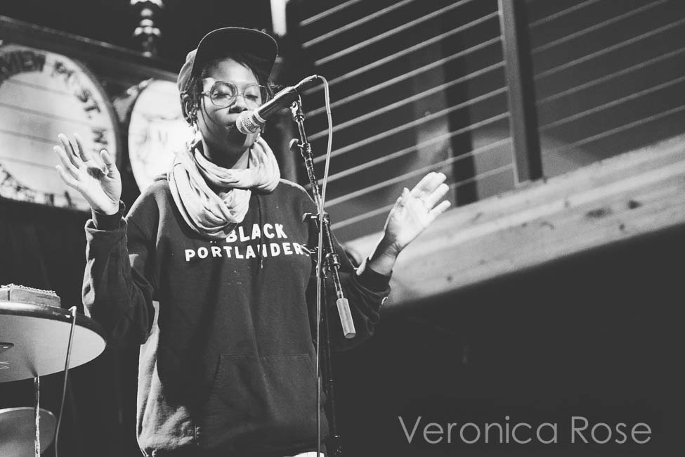 Amenta Abioto, Mississippi Studios, photo by Veronica Rose