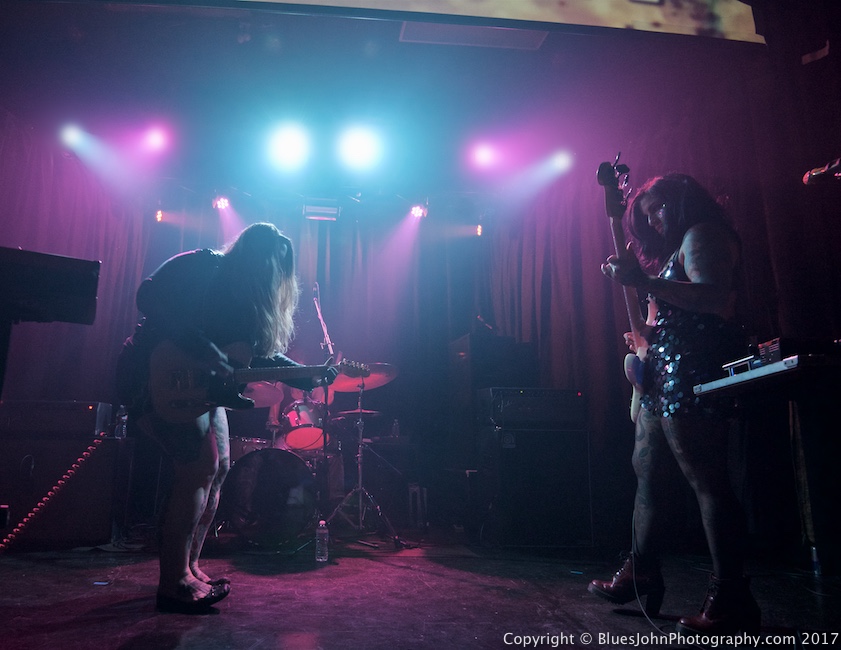 Skull Diver, Star Theater, photo by John Alcala