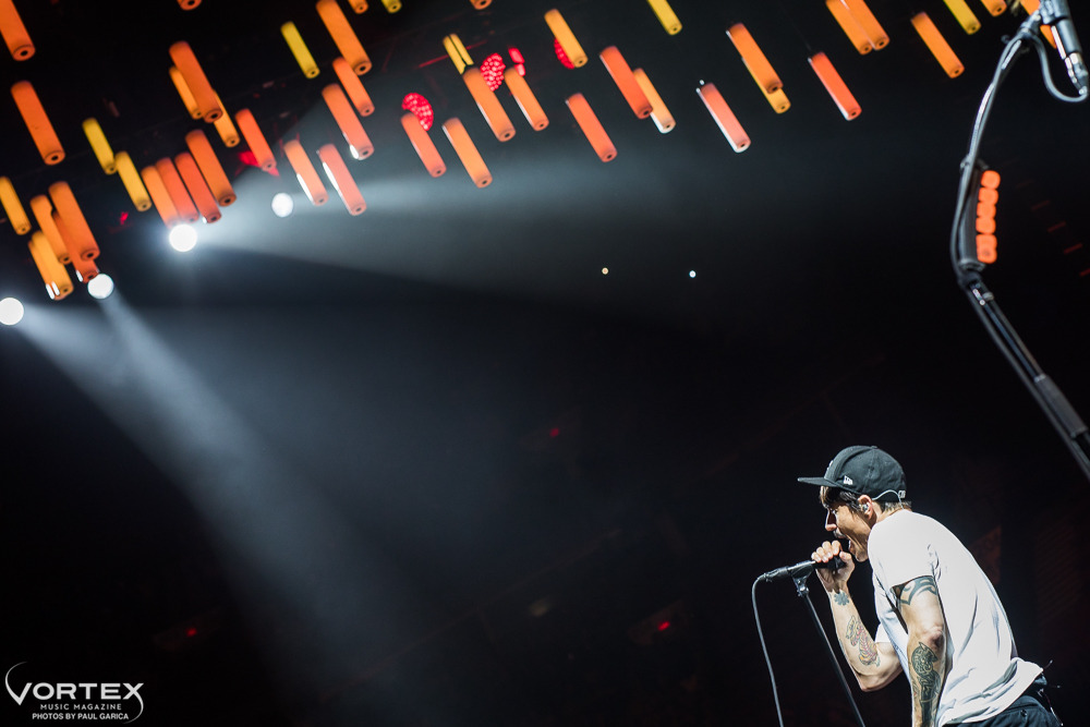 Red Hot Chili Peppers, Moda Center, Rose Quarter, photo by Paul Garcia