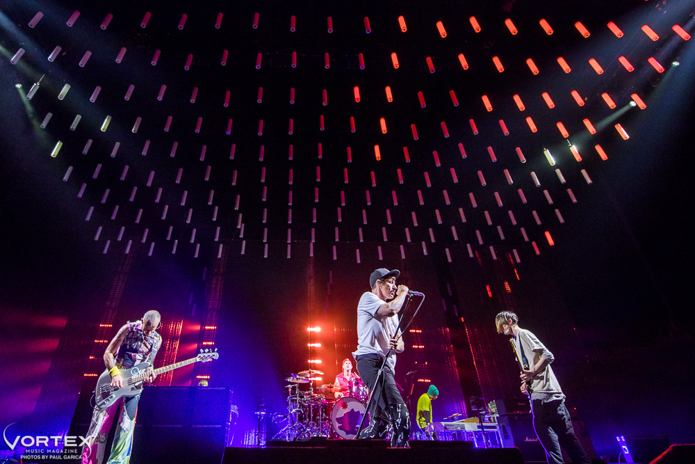 Red Hot Chili Peppers, Moda Center, Rose Quarter, photo by Paul Garcia