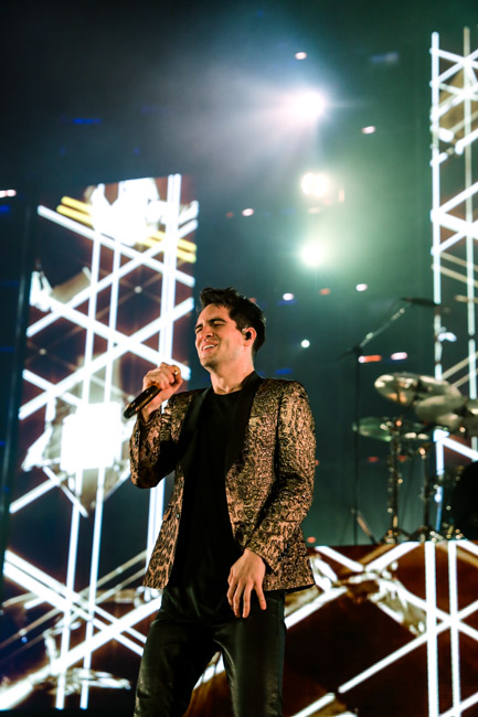 Panic! at the Disco, Moda Center, Rose Quarter, photo by Sydnie Kobza