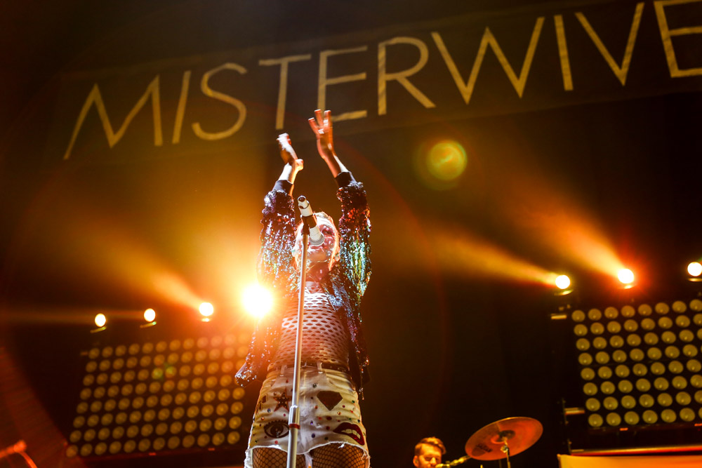 MisterWives, Moda Center, Rose Quarter, photo by Sydnie Kobza