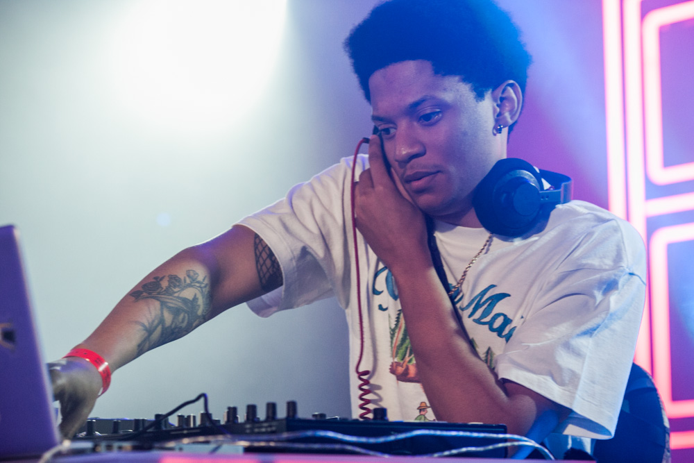 Lou Phelps, Veterans Memorial Coliseum, Rose Quarter, photo by Tojo Andrianarivo