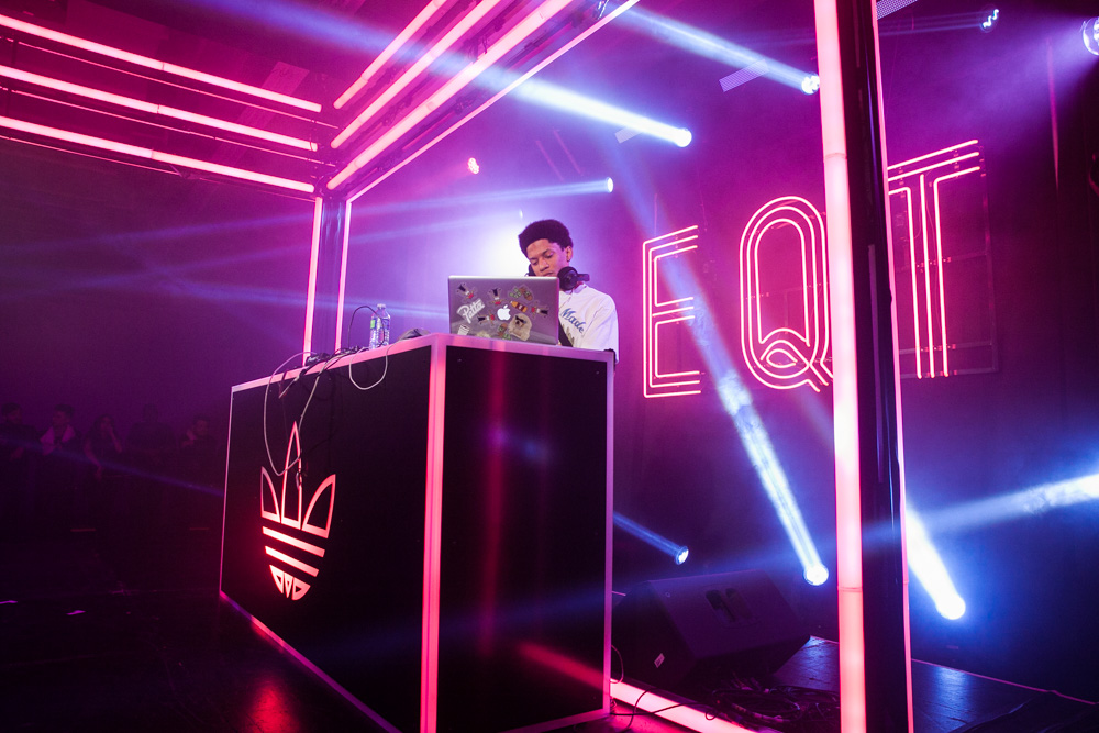 Lou Phelps, Veterans Memorial Coliseum, Rose Quarter, photo by Tojo Andrianarivo