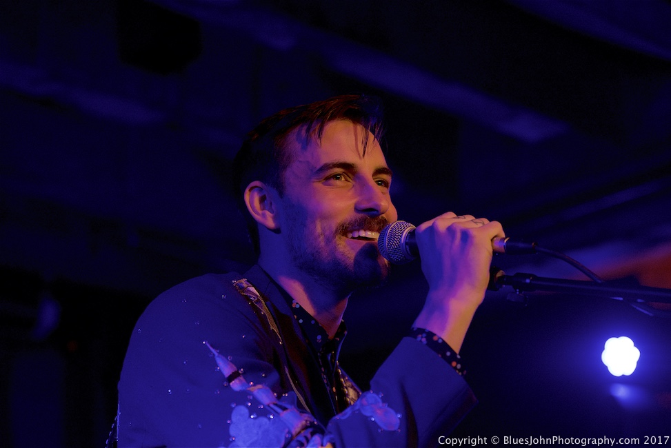 Robert Ellis, Doug Fir Lounge, photo by John Alcala