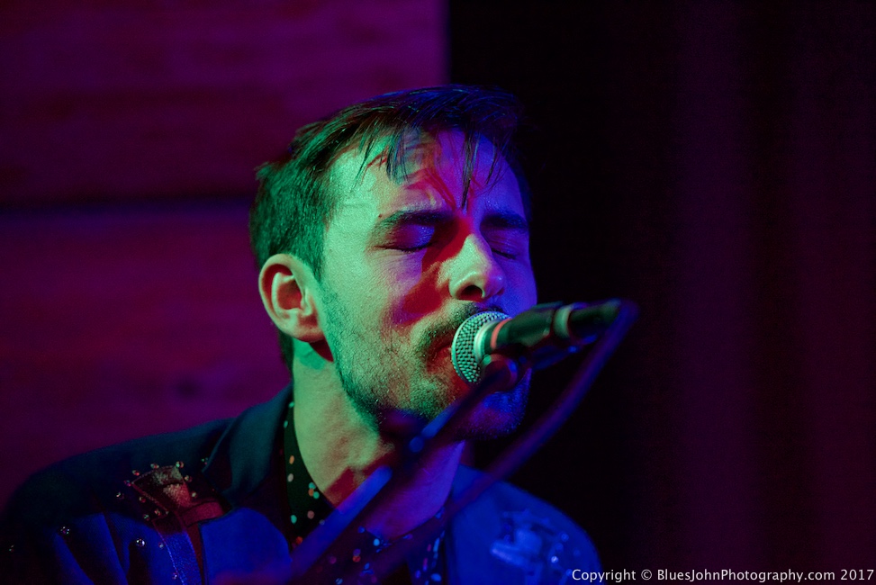 Robert Ellis, Doug Fir Lounge, photo by John Alcala