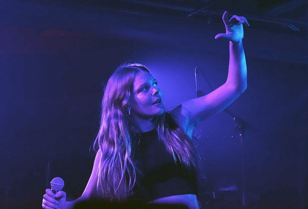 Maggie Rogers, Doug Fir Lounge, photo by Carmen Kintz