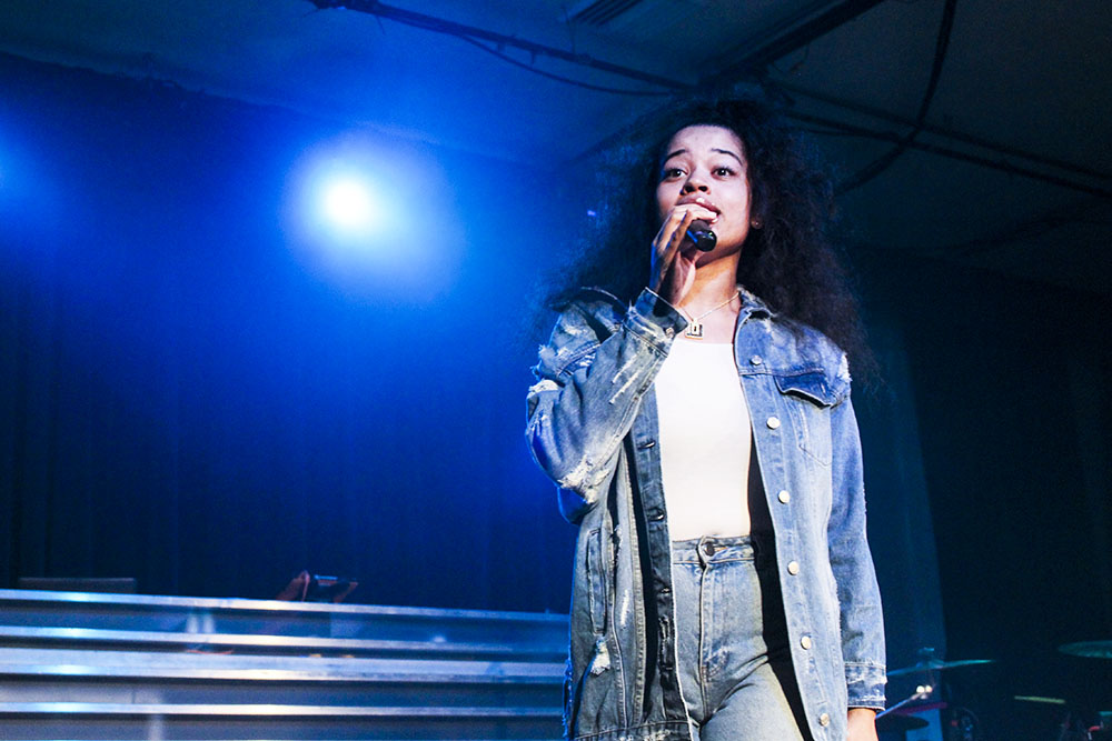 Ella Mai, WOW Hall, photo by Emma Davis