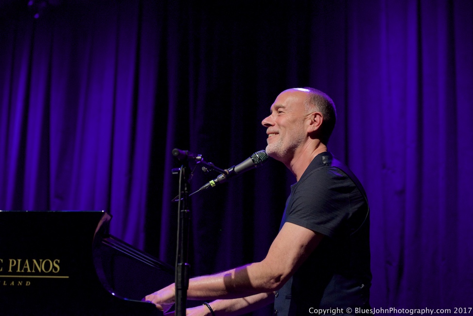 Marc Cohn, Aladdin Theater, photo by John Alcala