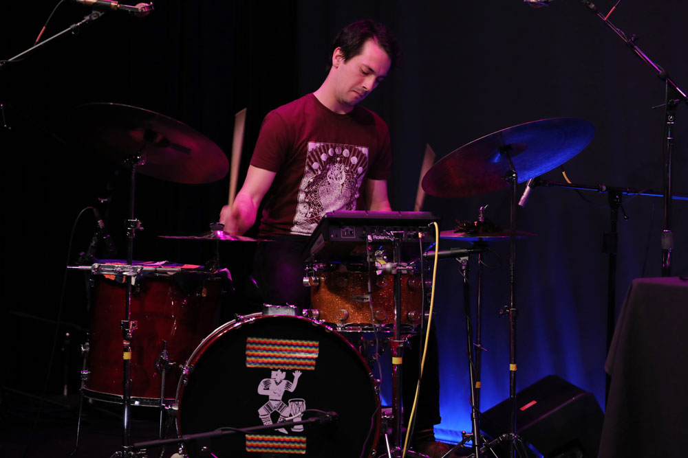 Korgy & Bass, Barra Brown, Bloodworks Live Studio, Vortex Music Magazine, The Thesis, photo by Bennett Dewan