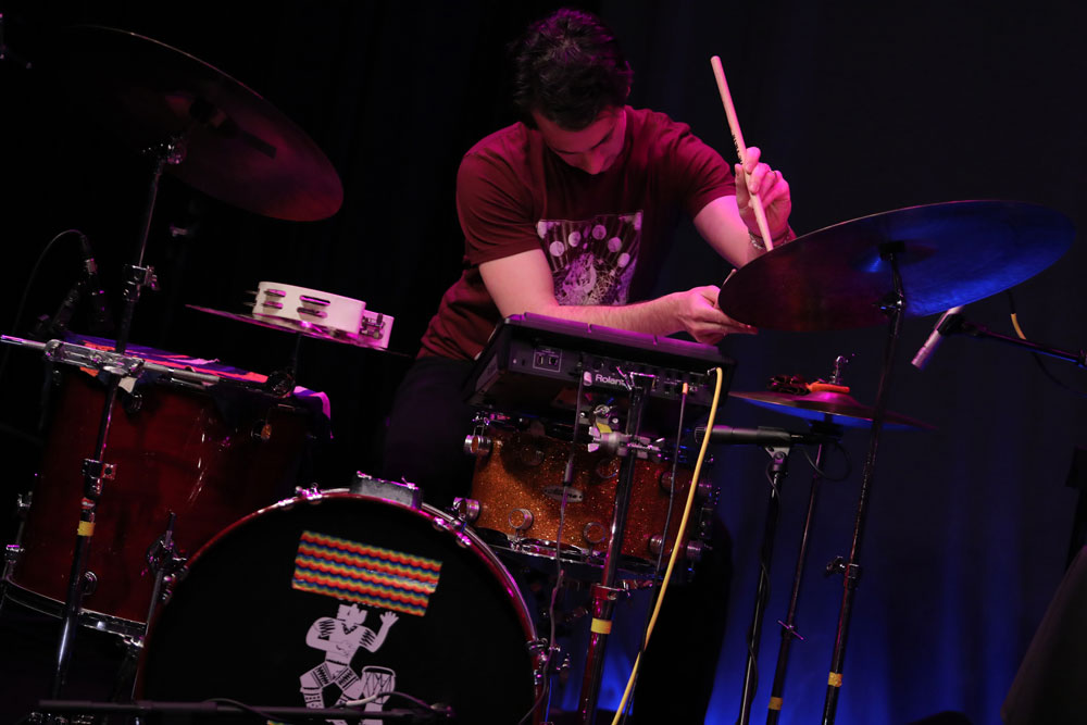 Korgy & Bass, Bloodworks Live Studio, Vortex Music Magazine, The Thesis, photo by Bennett Dewan