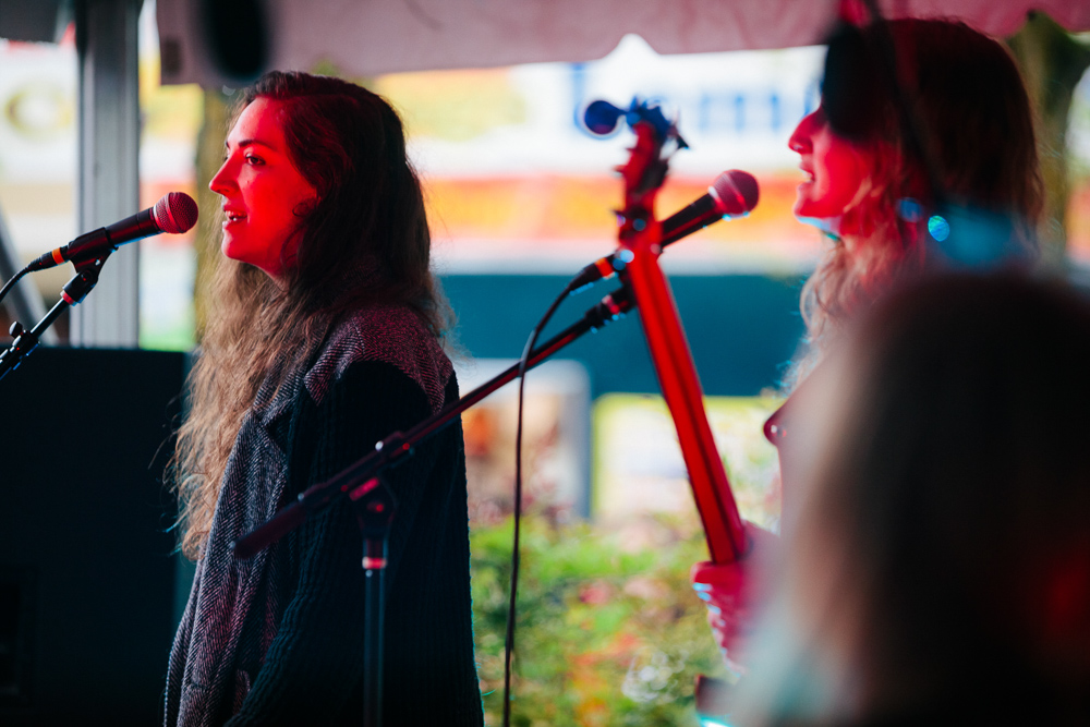 Y La Bamba, St. Johns Bizarre, photo by Jason Quigley