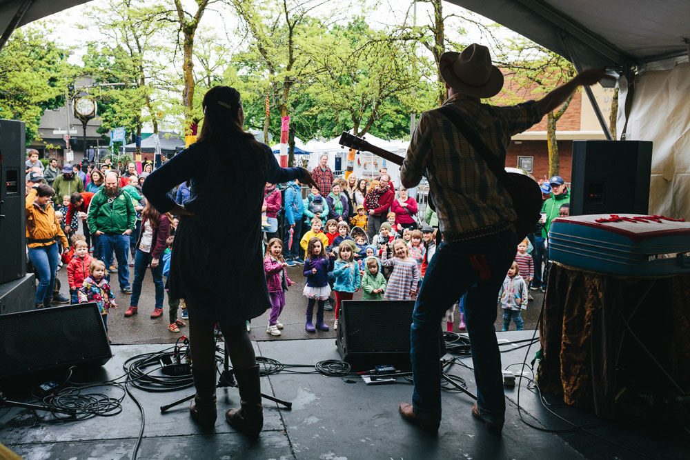 Red Yarn, St. Johns Bizarre, photo by Jason Quigley