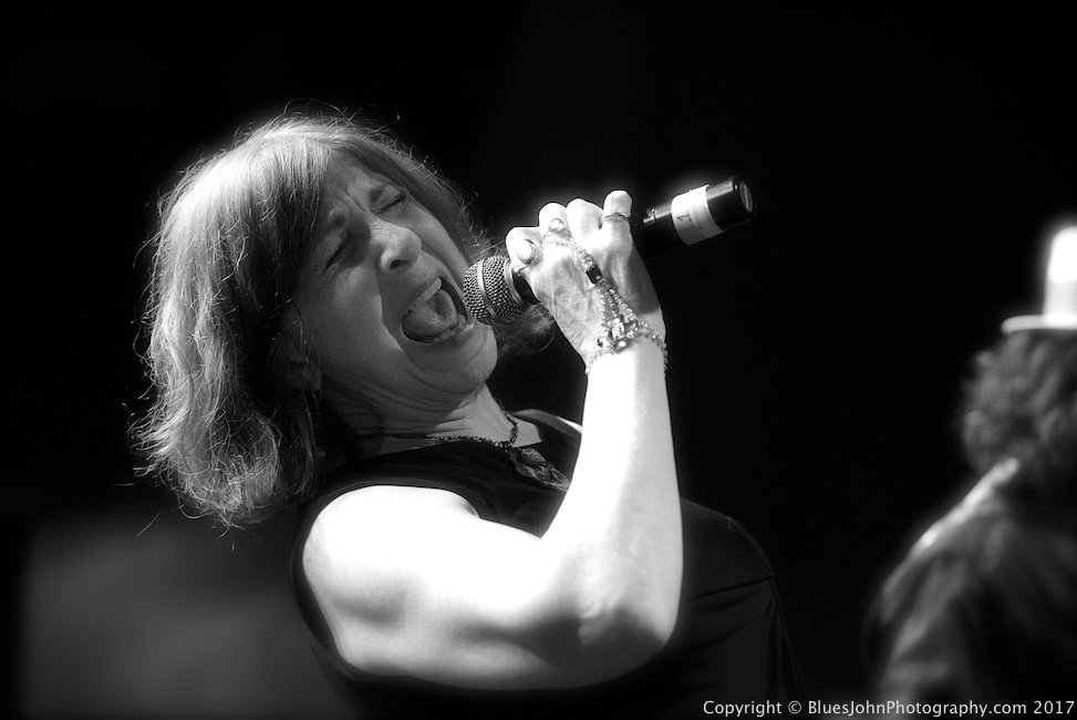 Duffy Bishop, Crystal Ballroom, Cascade Blues Association, Music Millennium, photo by John Alcala