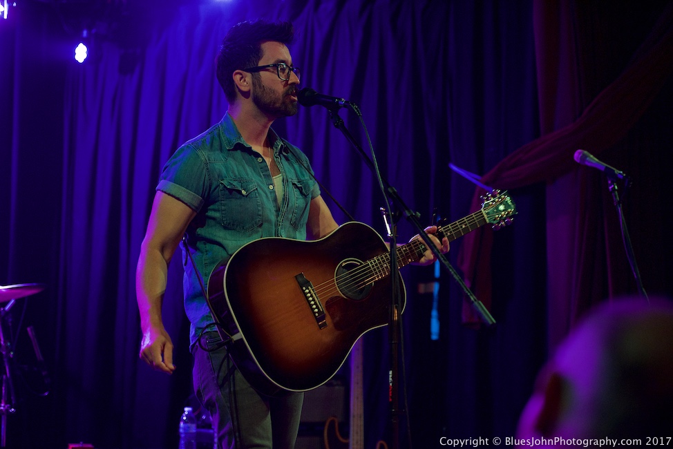 Sean McConnell, Star Theater, photo by John Alcala