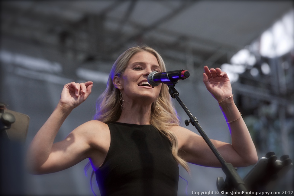 Patrick Lamb, KINK, Portland Rose Festival, Tom McCall Waterfront Park, photo by John Alcala