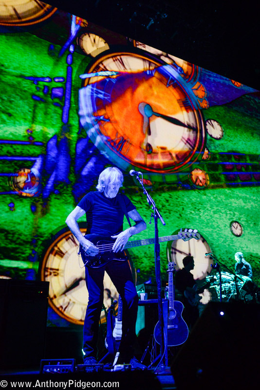Roger Waters, Moda Center, Rose Quarter, photo by Anthony Pidgeon