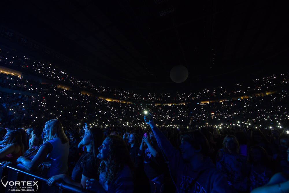 Charlie Puth, Moda Center, Rose Quarter, photo by Paul Garcia