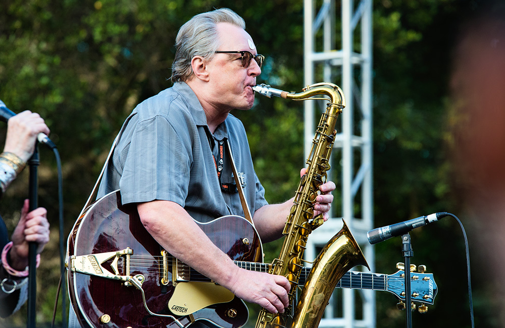 X, Burger Boogaloo, photo by Autumn Andel