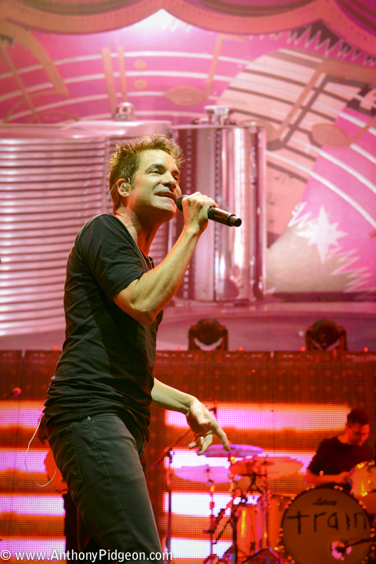 Train, Sunlight Supply Amphitheater, photo by Anthony Pidgeon