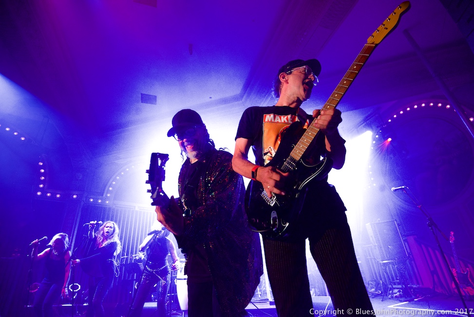 Nu Shooz, Crystal Ballroom, photo by John Alcala